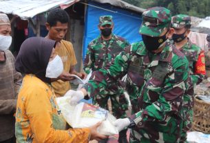 Bakti Sosial Kodim 0410/KBL , Masyarakat TPA Tulung Buyut Teluk Betung Barat Dapatkan Bantuan