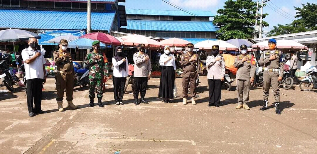 Pemkab Muba bersama TNI-POLRI Perkuat Prokes di Pasar Tradisional