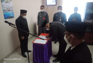 Perdana resmi jabat sekretaris Disdukcapil Lampura