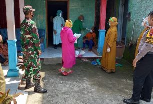 Babinsa Dan Bhabinkamtibmas Kecamatan Puhpelem Dampingi Nakes