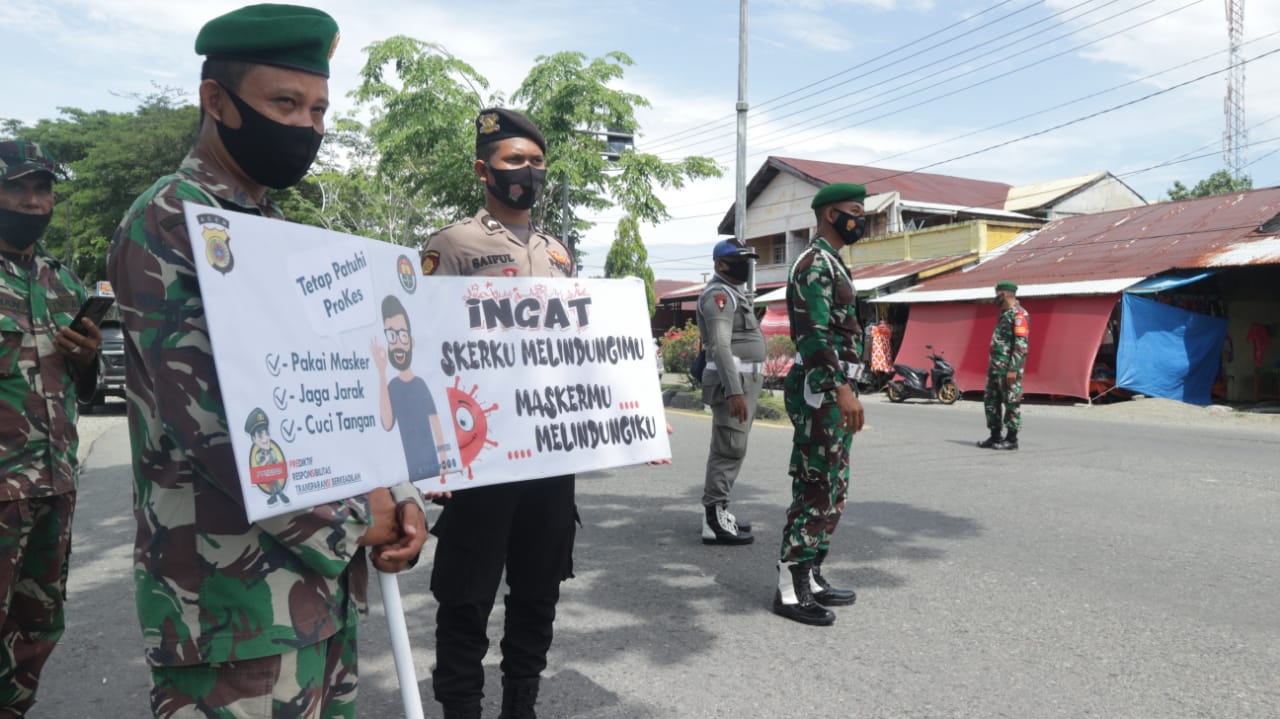 Dandim Aceh Barat Tegaskan Memasuki Kawasan Kota Meulaboh Wajib Pakai Masker