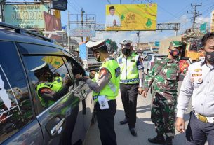 Puluhan Kendaraan Diputar Balik Pada Operasi Ketupat Krakatau 2021 Polres Tulang Bawang