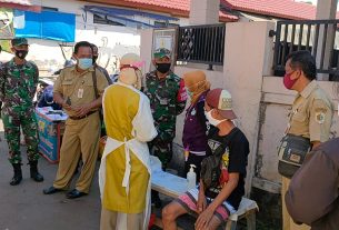 Danramil 17/Sidoharjo Bersama Tim Gugus Tugas Covid 19 Sidak Pasar Tradisional