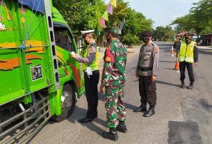 H-1 Lebaran Idul Fitri, Petugas Pos Perbatasan Perketat Pemeriksaan