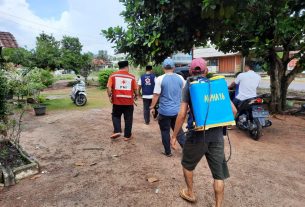 PMI Way Kanan Lakukan Sterilisasi Tempat Sholat Eid