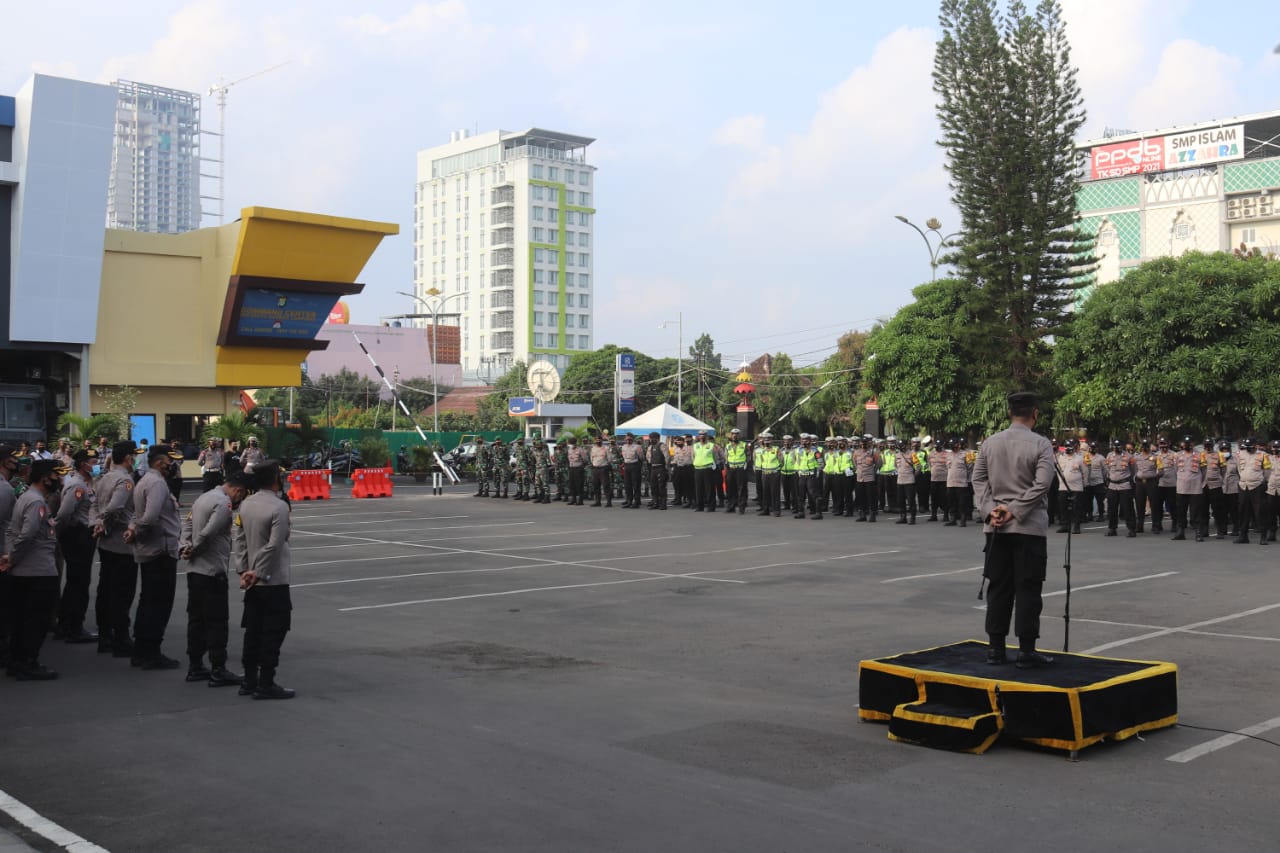 Kodim 0410/KBL Mengikuti apel gelar pasukan operasi keselamatan Krakatau 2021