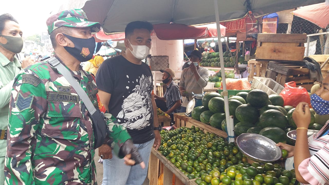 Pengunjung Pasar Gintung Merasa Nyaman Ada Petugas yang Melakukan Pengawasan