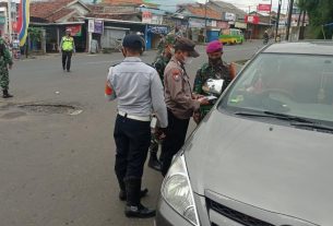 Operasi Kemanusiaan Kendaraan Plat Luar Daerah Lampung Diperiksa