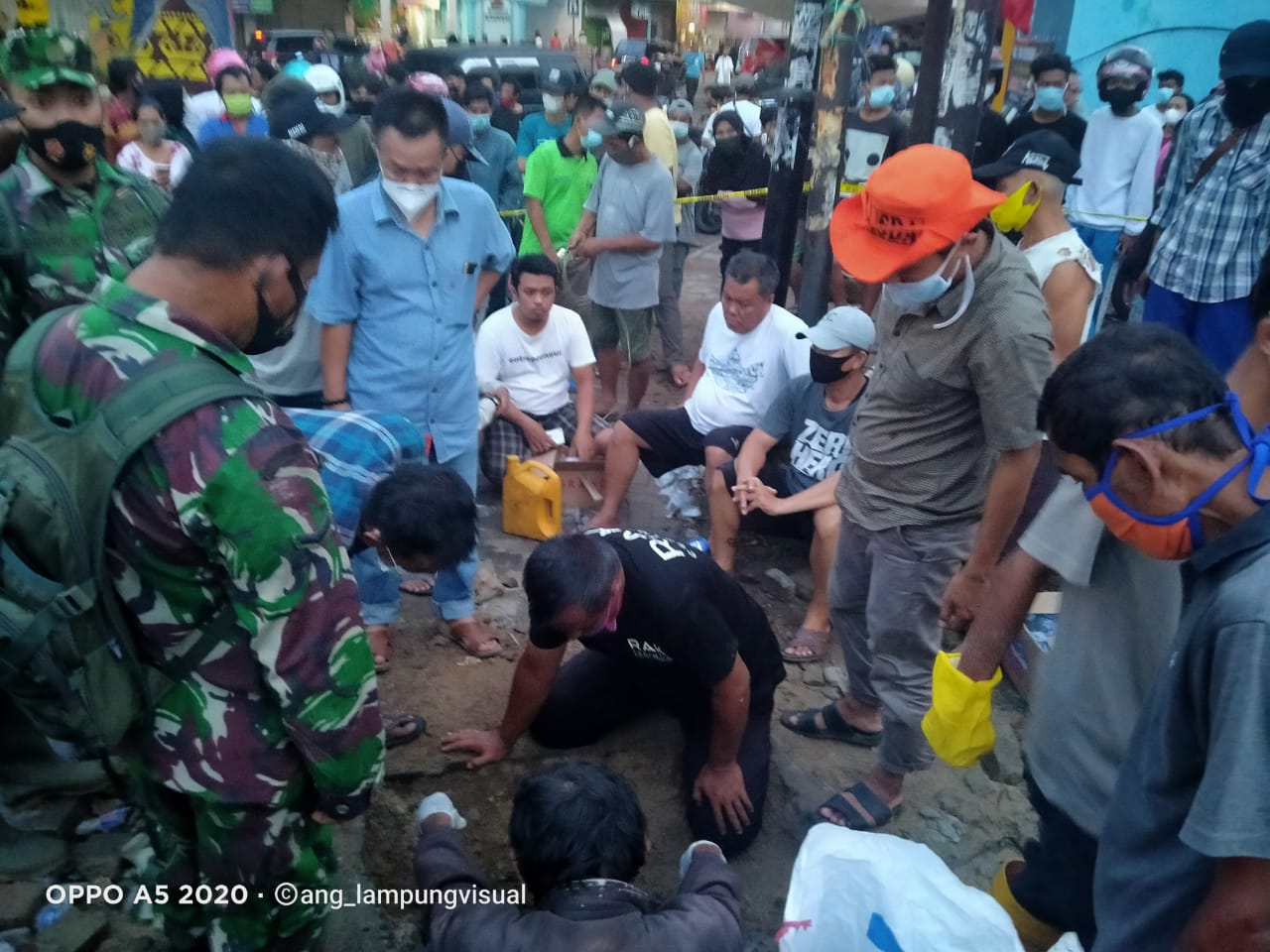 Bermain Hujan, Balita 4 tahun Hanyut Terbawa Arus Gorong - gorong