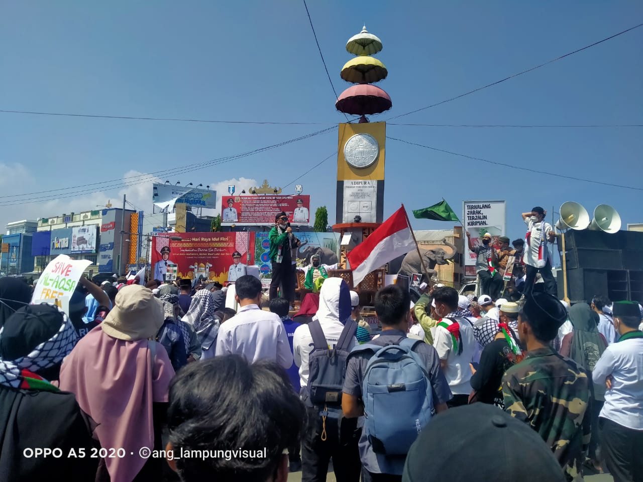 Solidaritas Bela Palestina, Ratusan Massa Penuhi Bundaran Adipura