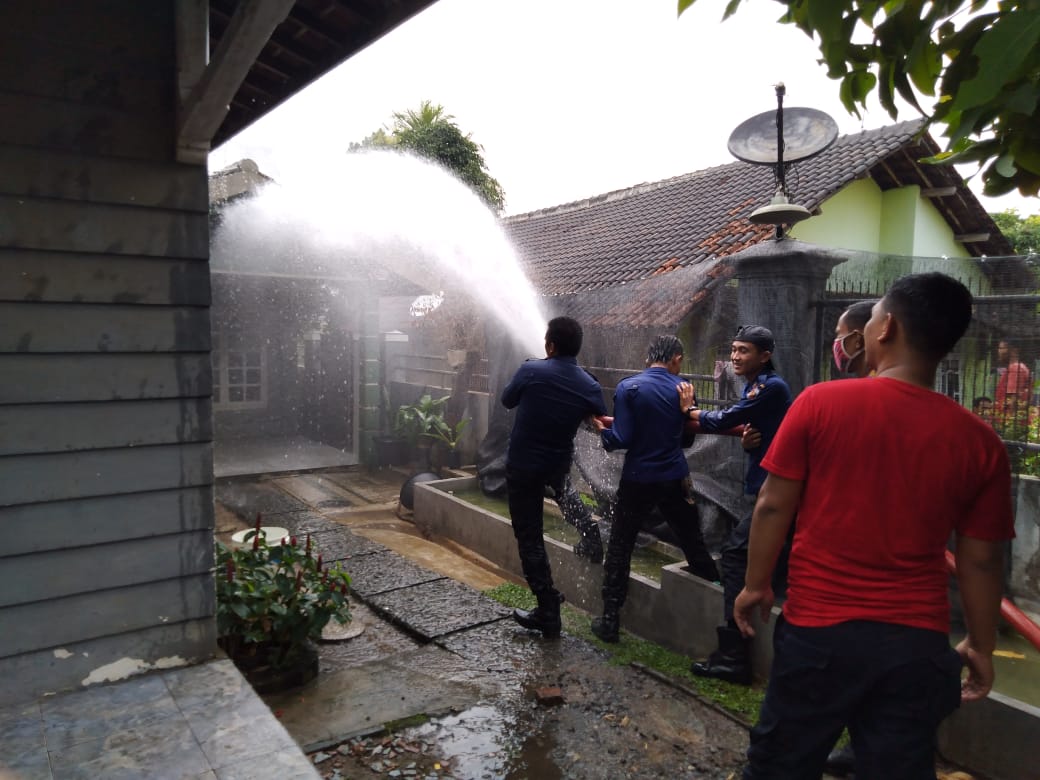 Rumah Warga Kelurahan Sribasuki Terbakar