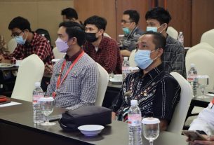 Kadis Kominfotik Provinsi Lampung Menjadi Narasumber Roadshow IdenTIK 2021