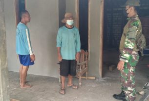 Anggota TNI Sambangi Rumah Syukur Di Dukuh Pandahan
