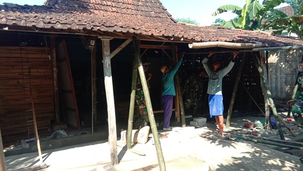 Bambu Material Penting Untuk Tumpuan Saat Rehab Rumah Tidak Layak Huni (RTLH)