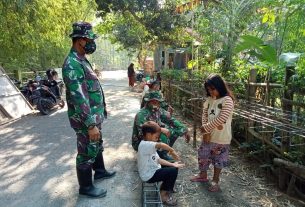 Banyak Anak-Anak Warga Desa Tamansari Memiliki Cita-Cita Menjadi Tentara