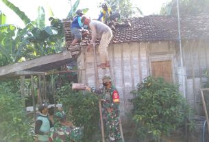 Bedah Rumah Contoh Nyata Kebersamaan TNI dengan Masyarakat lewat TMMD