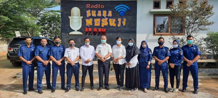 Bosen di Perjalanan , Butuh Hiburan , Akses Siaran Mesuji Radio Tersedia Untuk Pengguna Android dan IOS