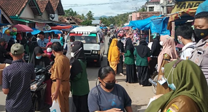 Bupati Laksanakan Bude Sar'i di Kecamatan Air Naningan