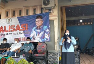 Cegah Penyebaran Covid-19, Ketua Komisi I DPRD Propinsi Lampung Gandeng Penyuluh Hukum Kemenkumham Lampung