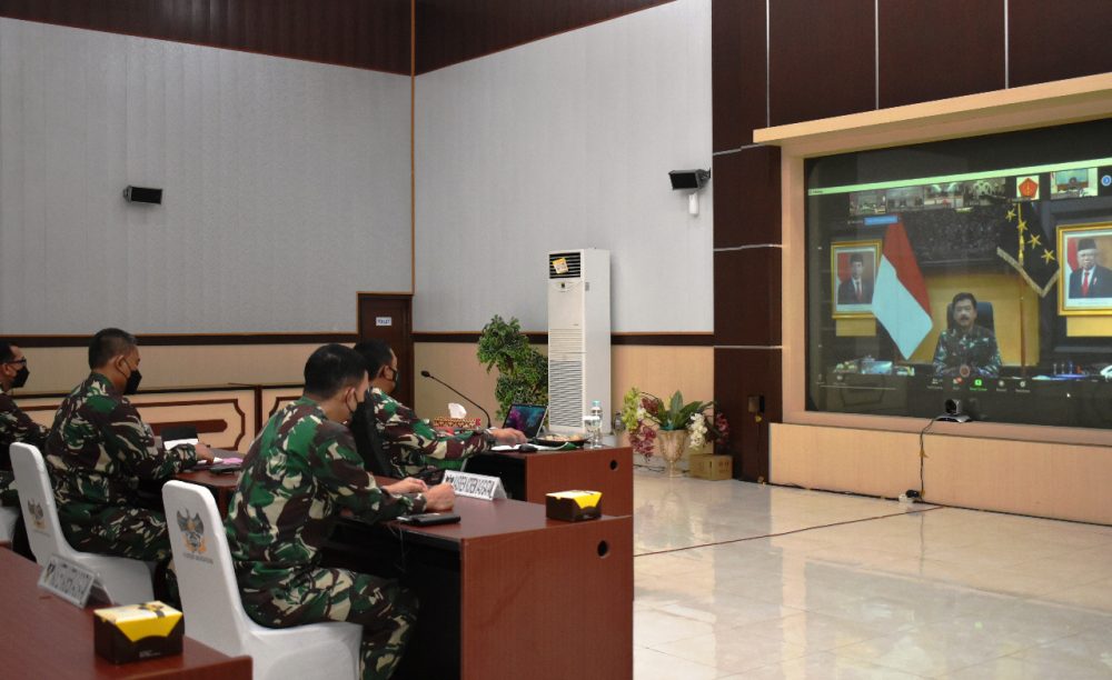 Danrem 043/Garuda Hitam Ikuti Rakor Program Serbuan Vaksinasi Yang Dipimpin Panglima TNI Secara Virtual
