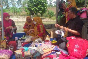 Dekranasda Tanggamus Bahas Program Kerja dan Kenalkan Produk Kreatif Kerajinan