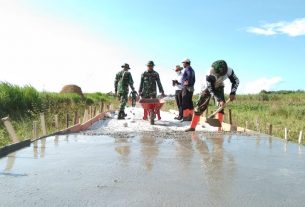 Dengan Ikhlas Kita Bikin Jalan Untuk Masyarakat Berarti Kita sudah Membangun Jalan Menuju Surga