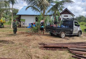 Eksavator di Depan Rumah menambah Kegairahan Warga Kampung Dorba