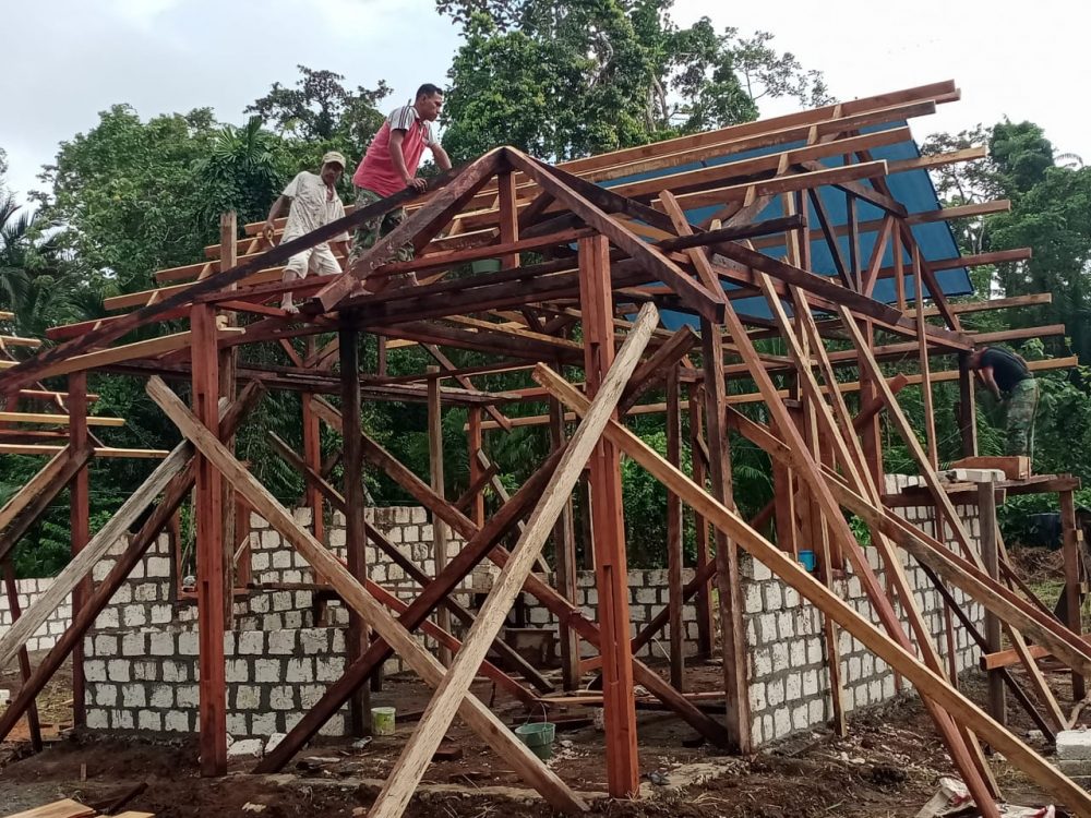 Kepala Kampung Dorba Lega Didatangi Satgas TMMD