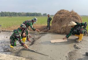 Kerja Dengan Ikhlas Untuk Masyarakat Adalah Ibadah