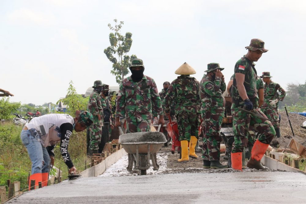 Keroyok Betonisasi, Seragam Loreng Bangkitkan Semakan Bekerja