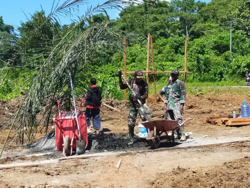 Kopda Juanidi Akrab dengan Warga Kampung Dorba
