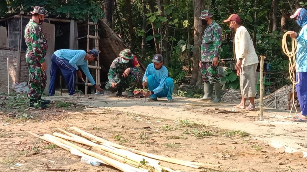 Pasang Pondasi Awal Renovasi