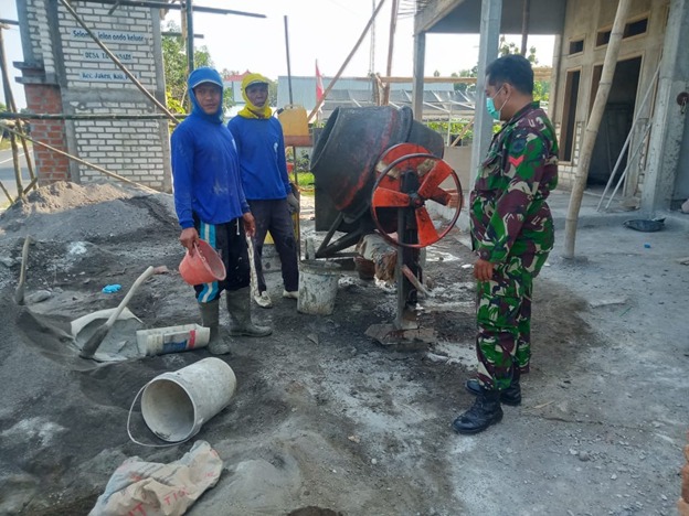 Pekerjaan Rehab RTLH Aladin Terus Digenjot Satgas TMMD Kodim Pati