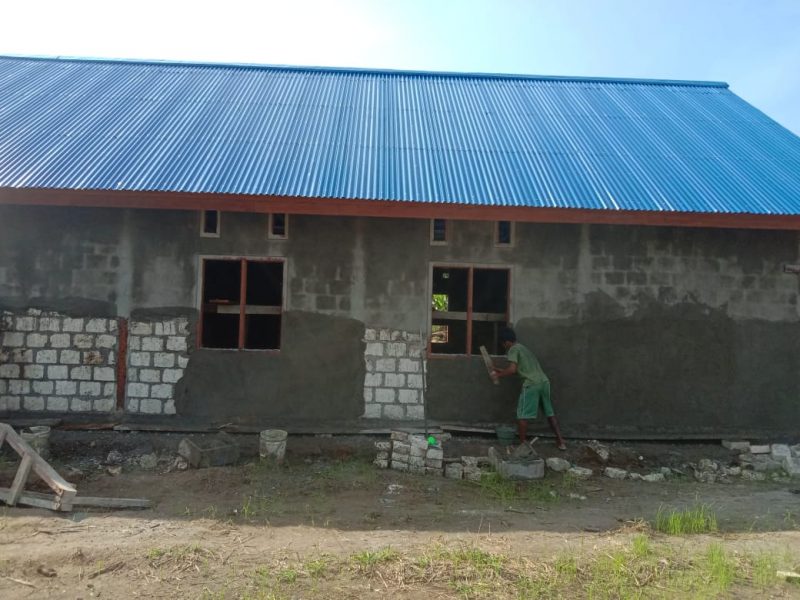 Pemlesteran Bangunan Gereja TMMD Berjalan dengan Baik