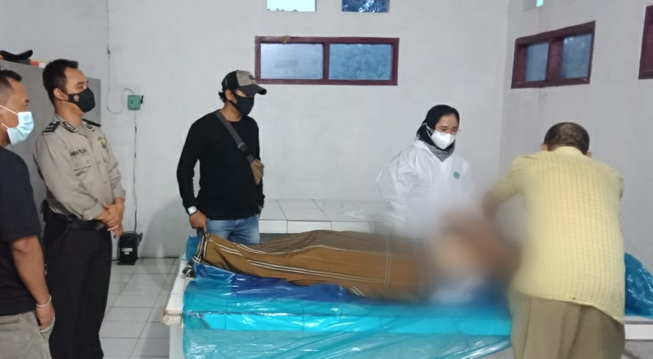Polsek Kota Agung Datangi TKP dan Identifikasi Kakek Tercebur Sumur