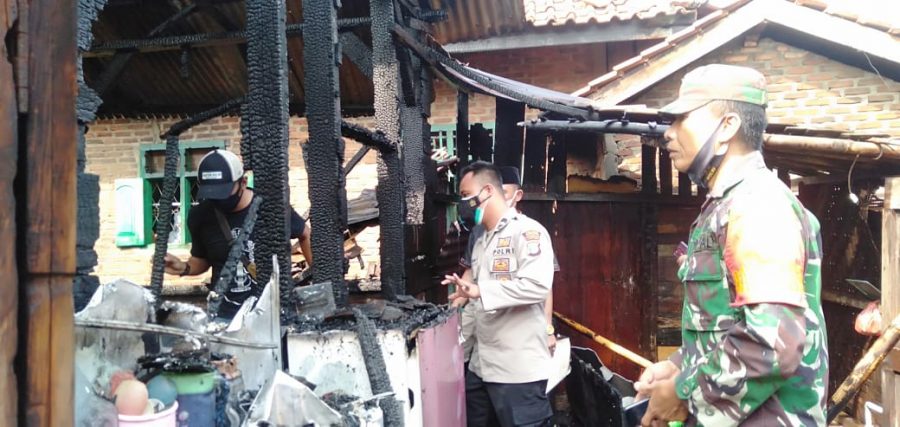 Polsek Kota Agung Identifikasi Kebakaran Rumah di Pekon Sukabanjar