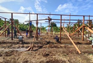 Progres Pembangunan Balai Kampung Mulai Terlihat