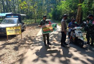 Putus Penyebaran Covid-19, Koramil Dan Polsek Slogohimo Gencar Gelar Penegakan Disiplin Pemakaian Masker