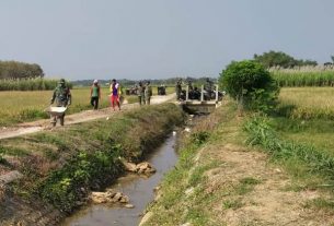Satgas TMMD Reguler 111 Kodim Pati Bersama Warga Desa Tamansari Guyup Gotong Royong