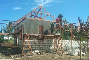 TMMD: Pemlasteran Dinding Balai Kampung