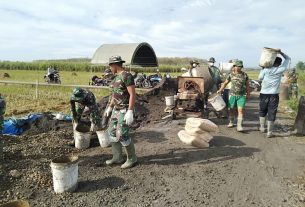 TNI Bersama Masyarakat Terus Bekerja Keras Menyelesaikan Betonisasi