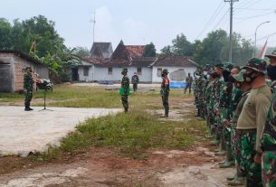 Tinjau Kegiatan Dandim 0718/Pati Pimpin Langsung Apel Pagi di Lokasi TMMD