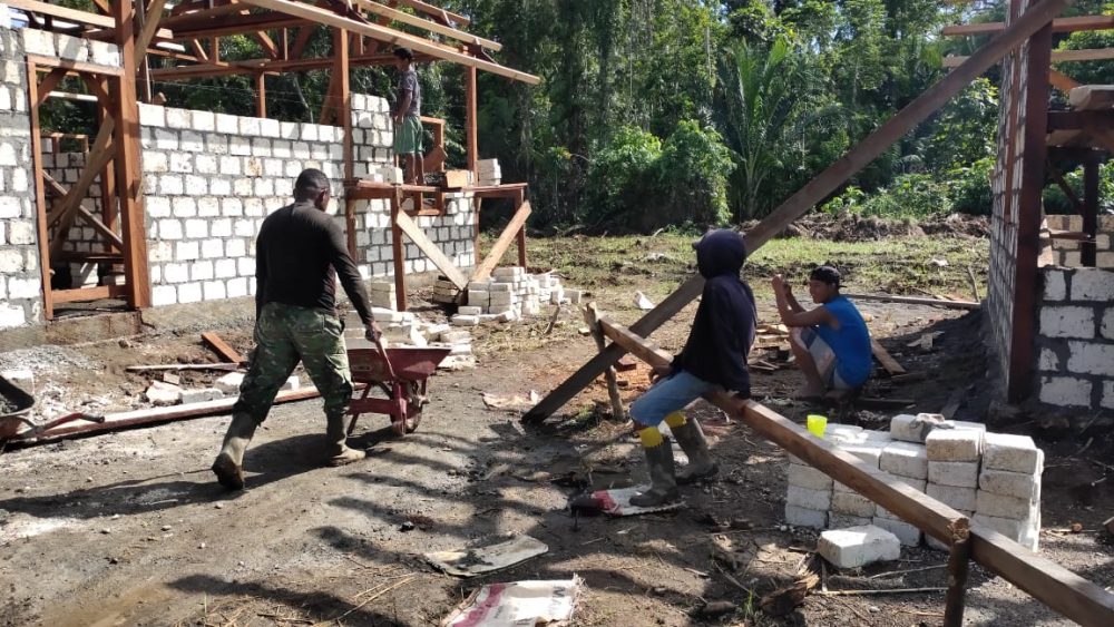 Warga Kampung Dorba Sambut Perubahan
