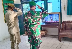 Koramil 410-02/Teluk Betung Selatan mengikuti Upacara Virtual yang dipimpin oleh Presiden RI