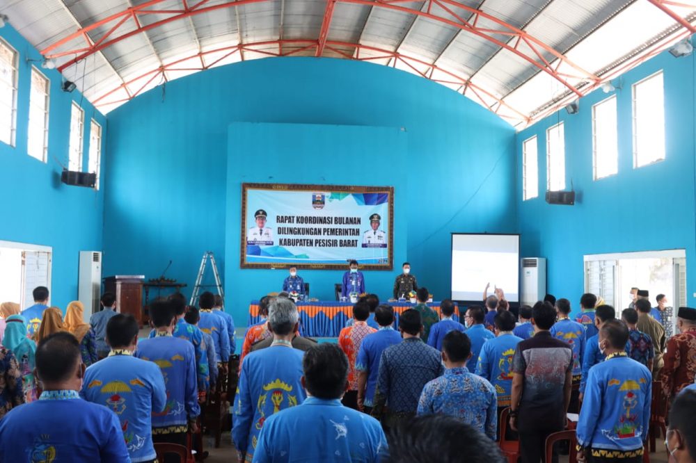 RAPAT KOORDINASI BULANAN TAHUN 2021 DILINGKUNGAN PEMERINTAH KABUPATEN PESISIR BARAT