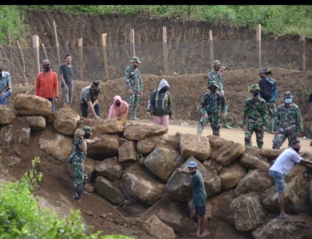 Melalui TMMD,Kebersamaan Dan Gotong Royong Bangkit