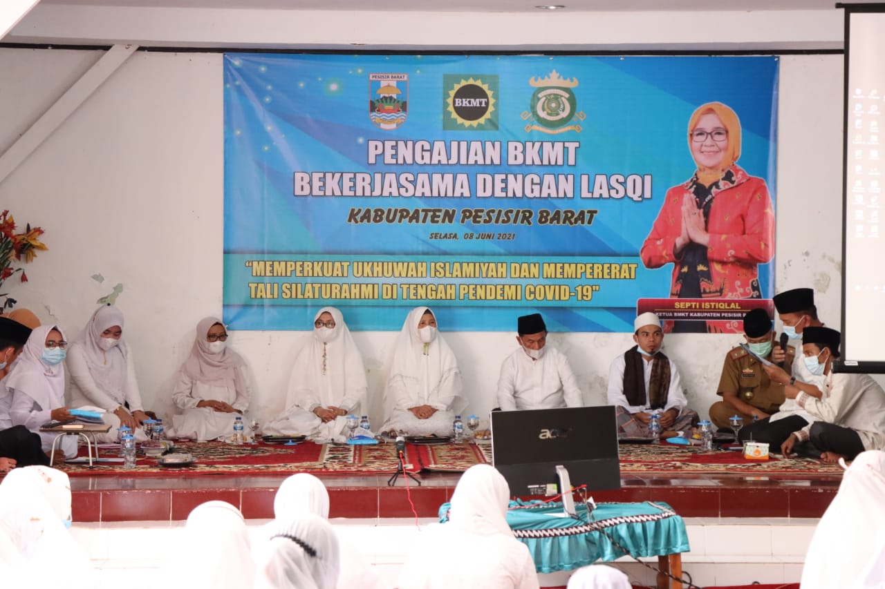 Pengajian BKMT, Zulqoini Minta Doakan Pesisir Barat