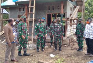 Bangunan Rumah Pastori TMMD Dikunjungi Danrem 172/PWY