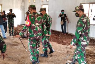 Brigjen TNI Izak Tinjau Perkembangan Pembangunan Gereja TMMD