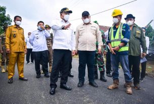 Bupati Dodi Reza Boyong Anggaran Pusat Bangun Jalan Aspal Karet